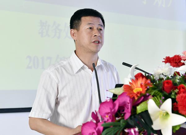 金连海处长布置教学工作___.jpg