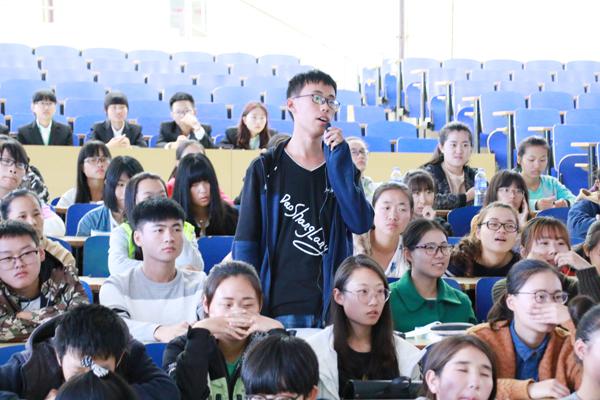 同学提问__.jpg