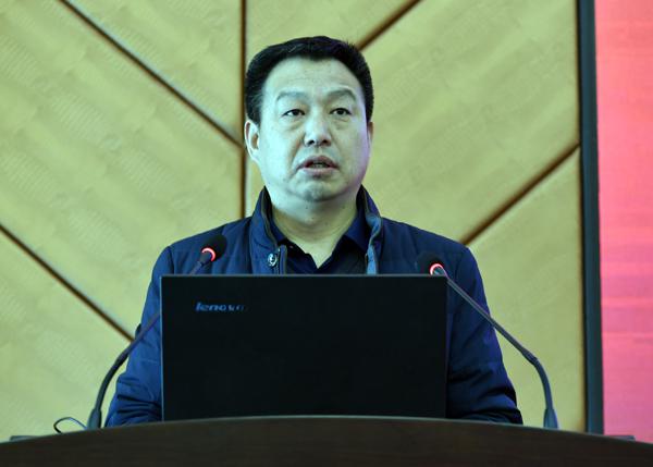 我校副校长王柳行致辞___.jpg