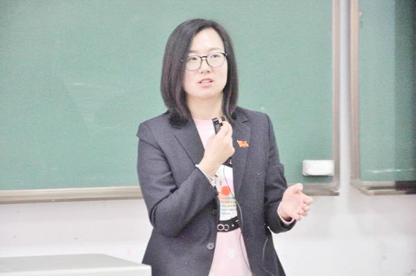 吴琼老师讲演__.jpg