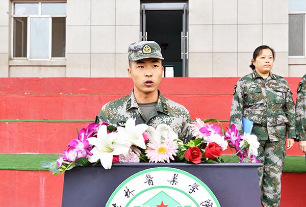 教官代表发言_.jpg