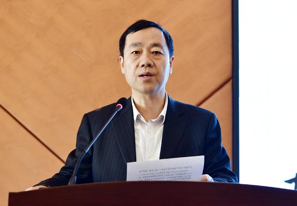 党委副书记、校长蔡建辉传达上级会议精神___.jpg